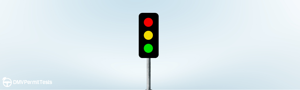 Traffic Signs - What does a blank (non-operational or dark) traffic light at an intersection indicate?